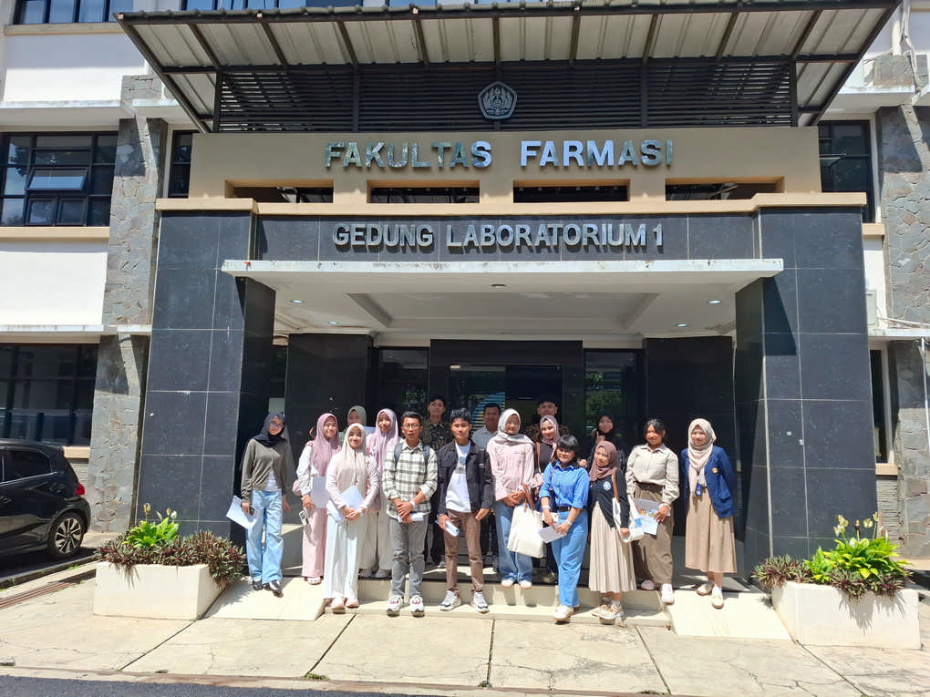 Fakultas Farmasi