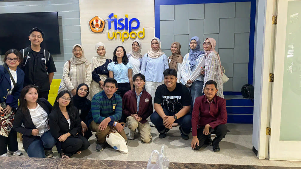 Fakultas Ilmu Sosial dan Ilmu Politik