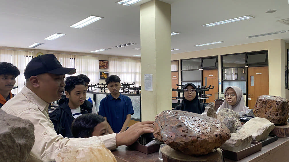 Fakultas Teknik Geologi